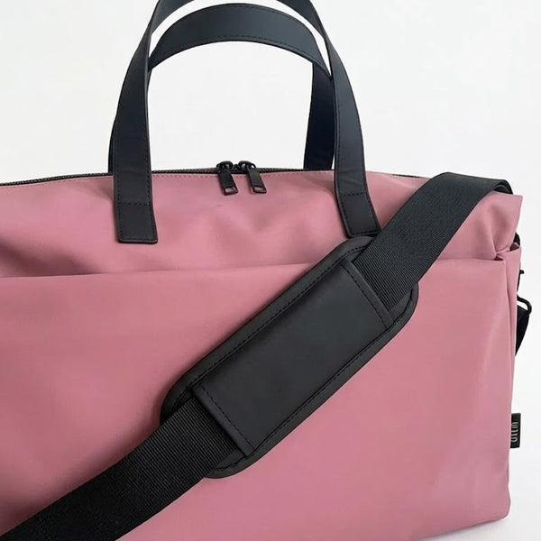 REMOVEABLE SHOULDER STRAP